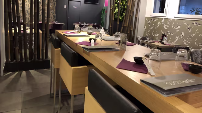 Sushi's Black Swans - 9