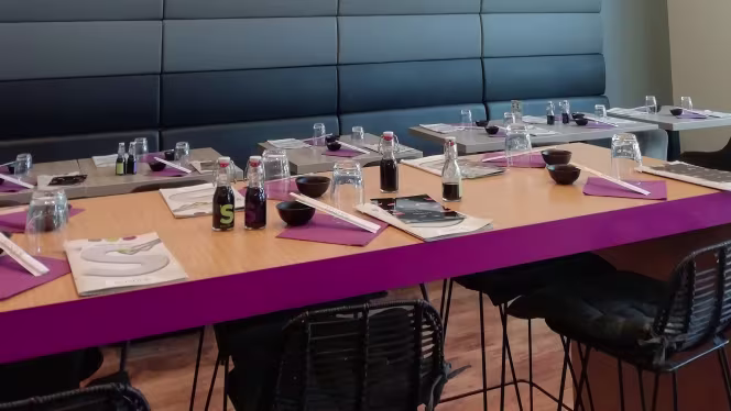 Sushi's Black Swans - 8