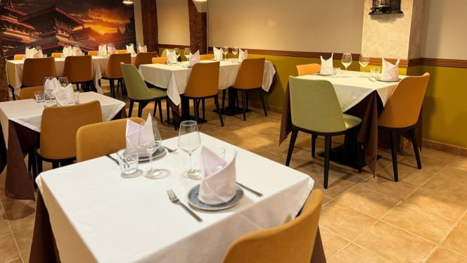 The Royal Buddha Valencia Nepali Indiaan Ruzafa - 7