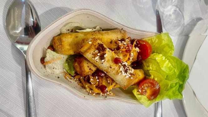 Leila Restaurant - 5