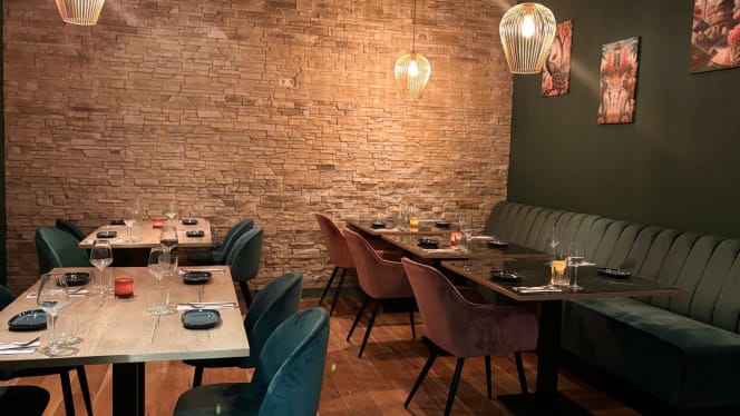 Seven Spices Indian Restaurant - 6