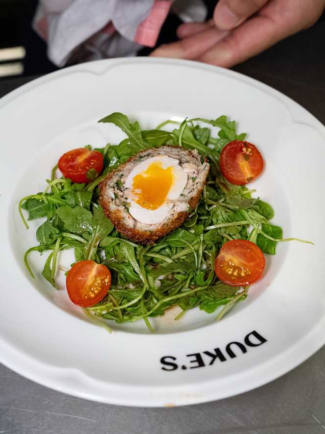 Duke’s British Brasserie - 5