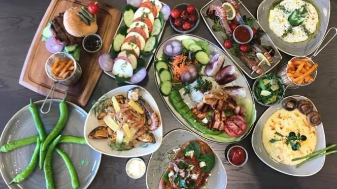 The Lion & Key Cafe Bar Grill - 0