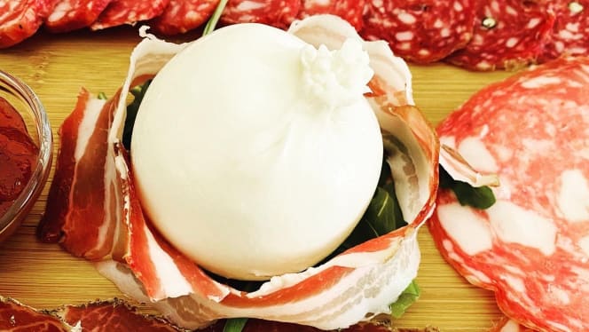 Legmastersheep Irish Pub - 2