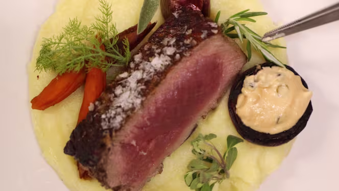 King's Cross Irish Pub - 4