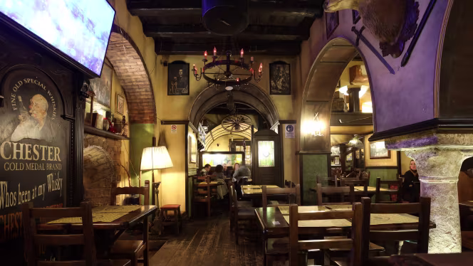 King's Cross Irish Pub - 1