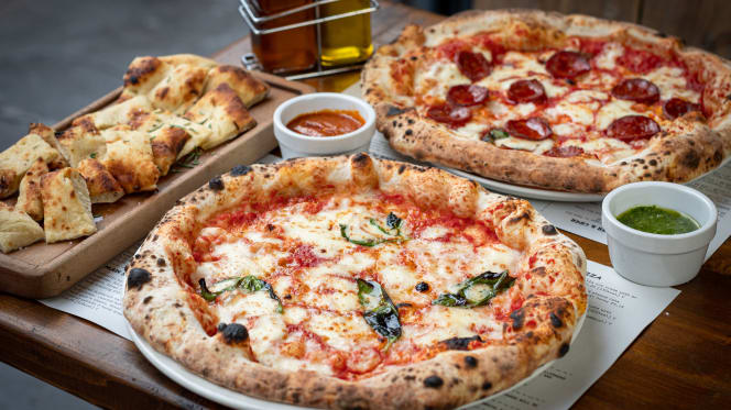 Franco Manca Canary Wharf - 2