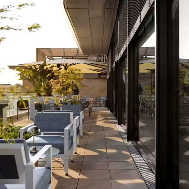 Lazuli Bar & Kitchen - 2