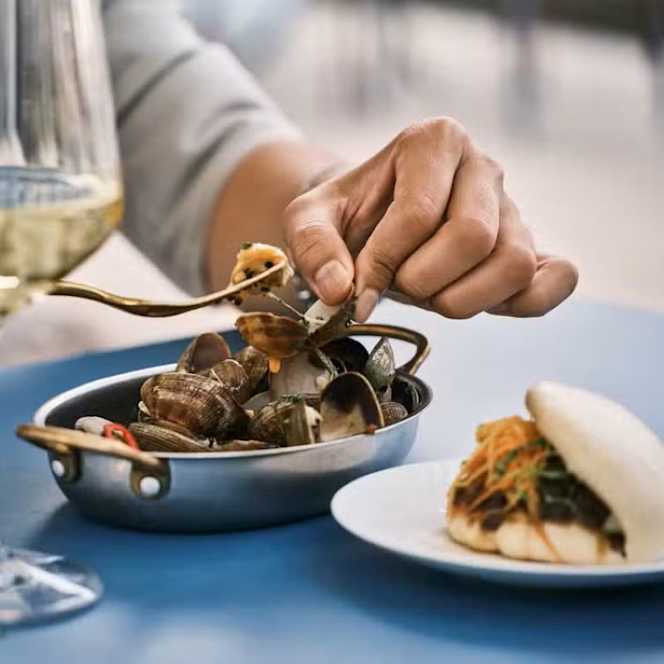 Lazuli Bar & Kitchen - 0