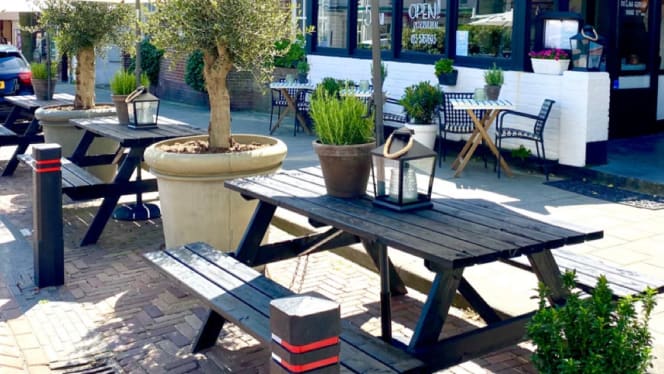 The Local Bistro - 5