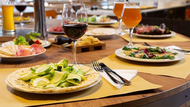 Osteria Riccione Piadina - 8