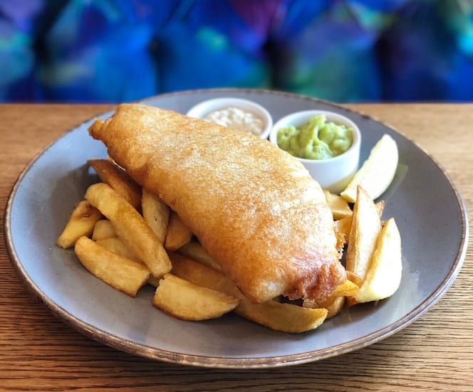 Riva Bar & Restaurant - Hale - 8