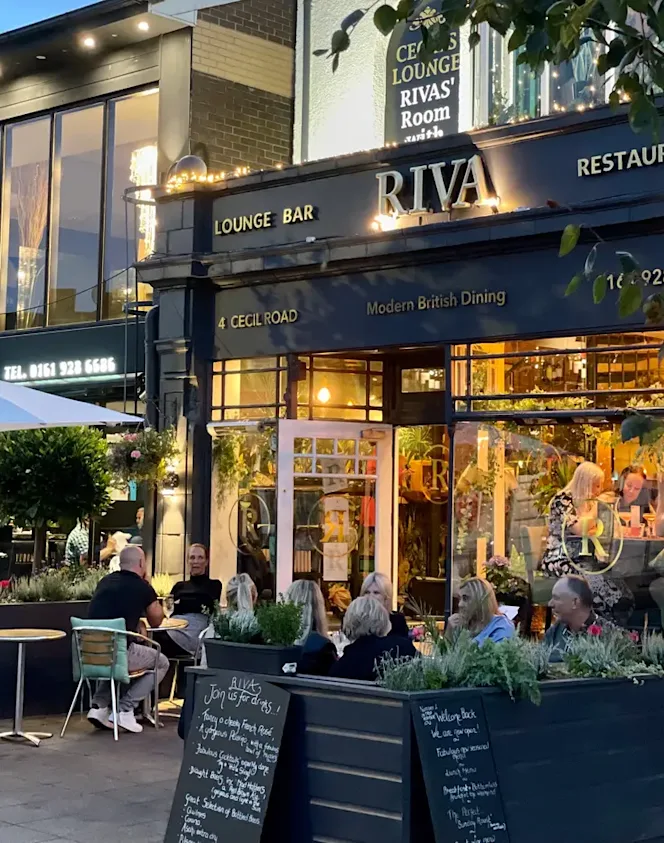 Riva Bar & Restaurant - Hale - 0