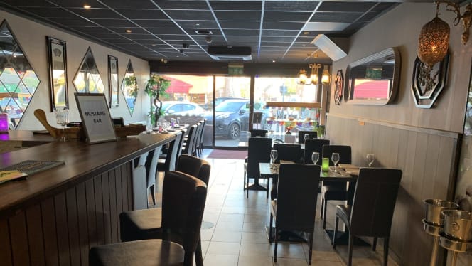 Amchur Restaurant and Bar - 8