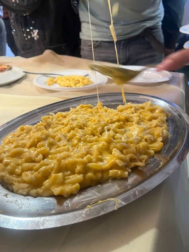 Che Tarantella Pizzeria - 9