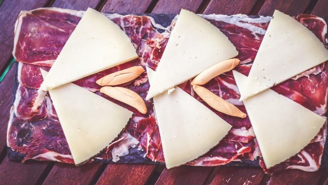 Tapete Spanish Restaurant - 6