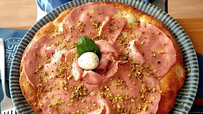 Lucarelli's - Pizza & Bistrot - 9