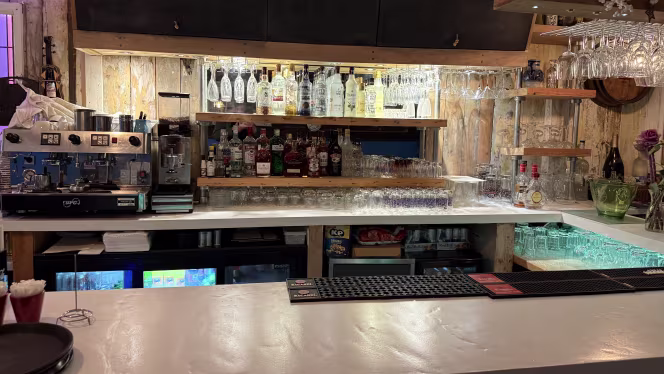 Zeybek Restaurant Meyhane - 8