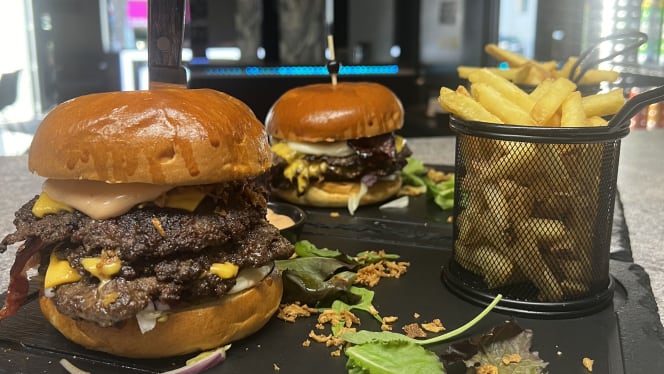 Etiler - Smash Burger & More - 5