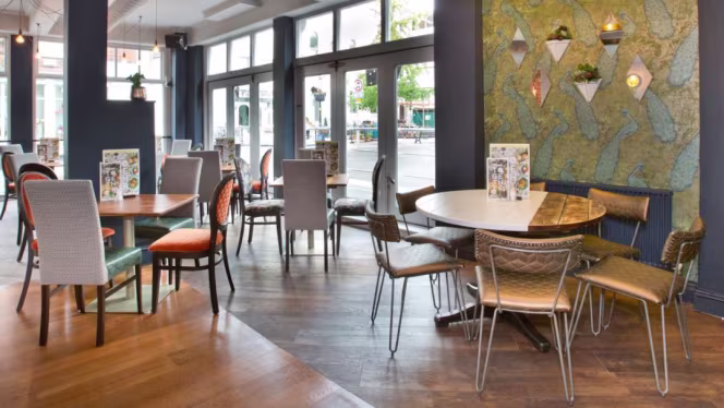 Slug & Lettuce Poole - 6