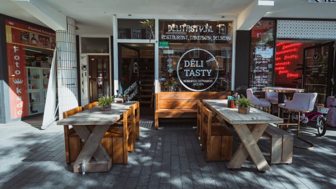 Deli Tasty - Rotterdam - 9