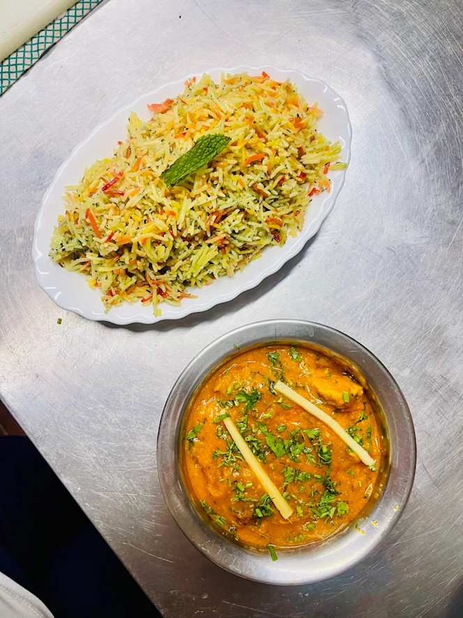 Restaurante Namaskaar - Indian Food Speciality - 5