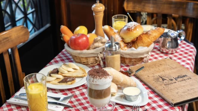 Café à la Fontaine - 9