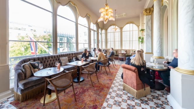 Platform 7 at Clermont Charing Cross - 8