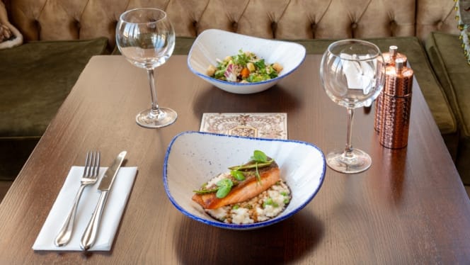 Platform 7 at Clermont Charing Cross - 7