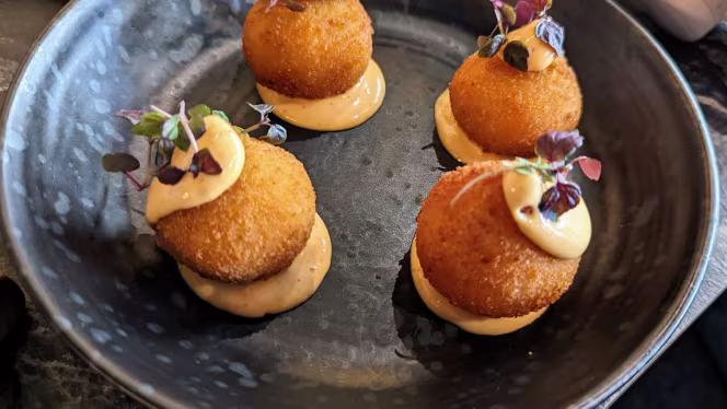 Edesia Restaurant & Lounge - 5