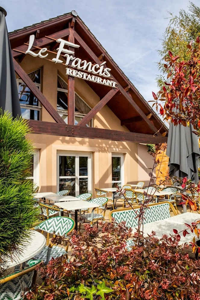 Le Francis - 2
