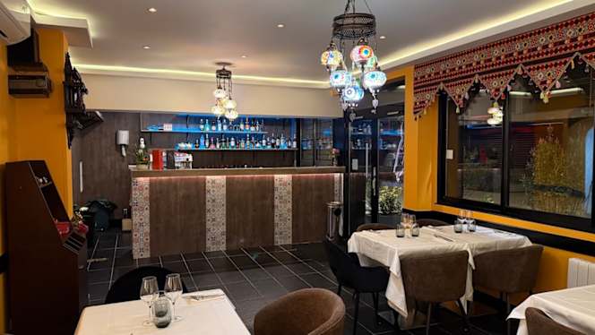 Restaurant Kabul Delhi - 8