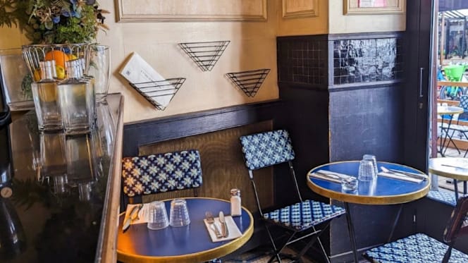 Café Mademoiselle - 8