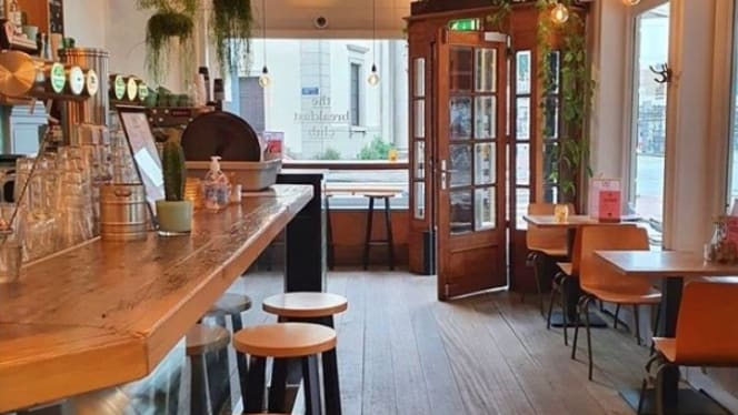 The Breakfast Club - Haarlemmerplein - 1