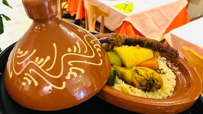 Zeina Restaurant - 2