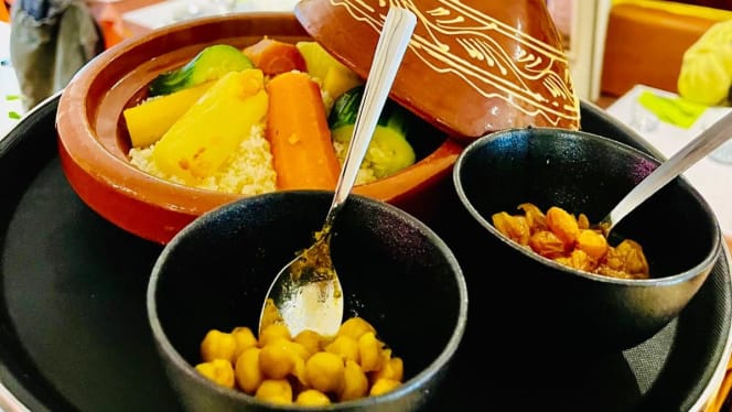 Zeina Restaurant - 3