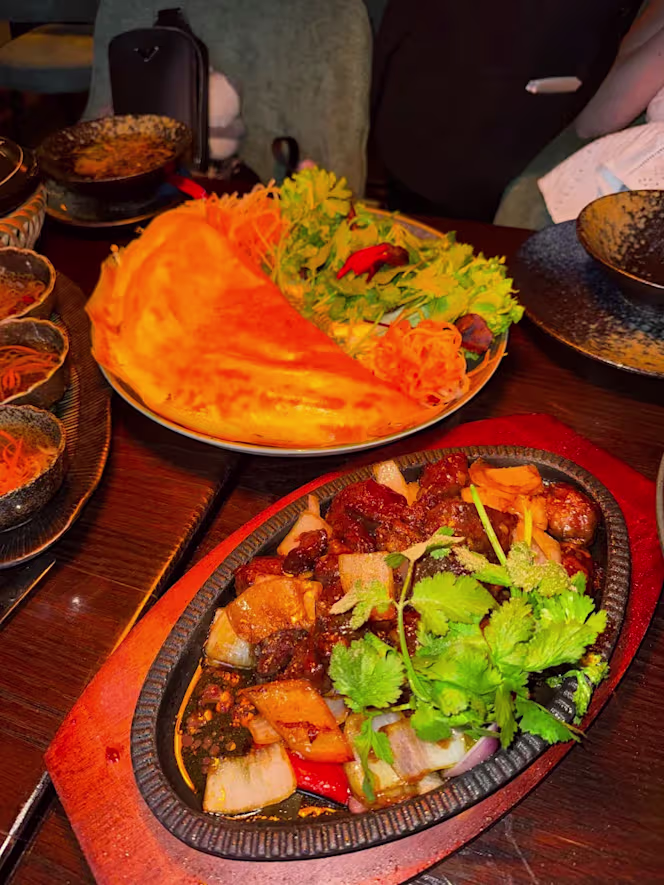 TALY Kitchen & Bar - 2