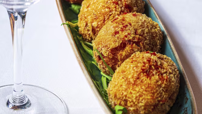 Federico - Hotel Eugenia de Montijo Autograph Collection - 4