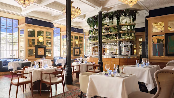 YOUNIQUE Arts Club at Only YOU Boutique Hotel - 0