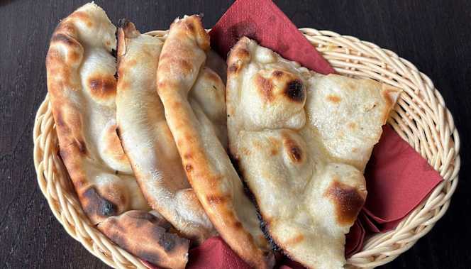 Ganesha Authentic Indian Restaurant - 5