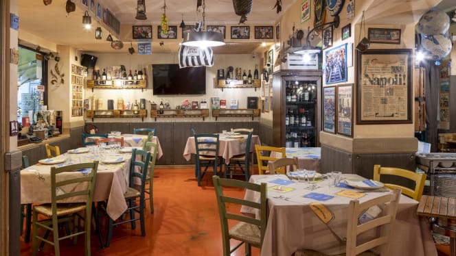 Osteria e Pizzeria Scugnizzi - 8