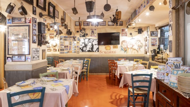 Osteria e Pizzeria Scugnizzi - 9