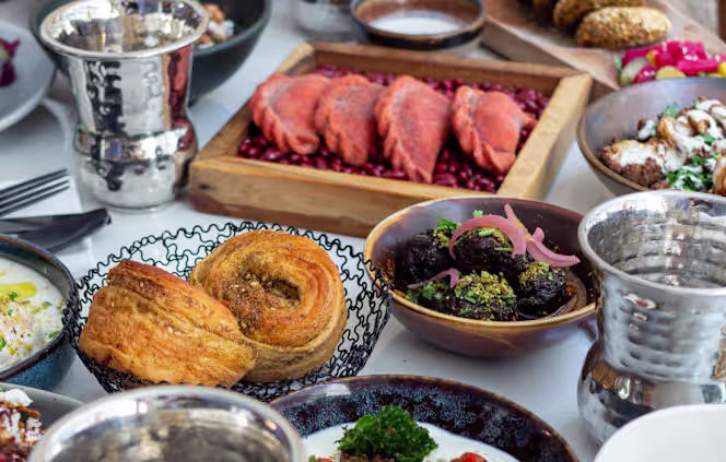 Qasti Green - Restaurant - Paris