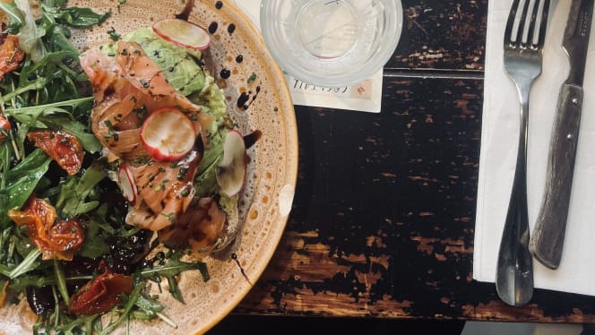 Au Bouquet Saint Paul - 8