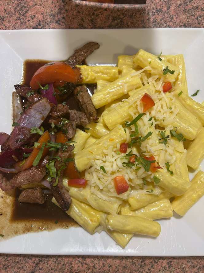 Restaurante Peruano Resto Bar Fusión - 3