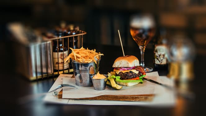 Brasseri Stationen - 0