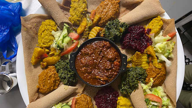 Habesha Savanna Eetcafe - 8