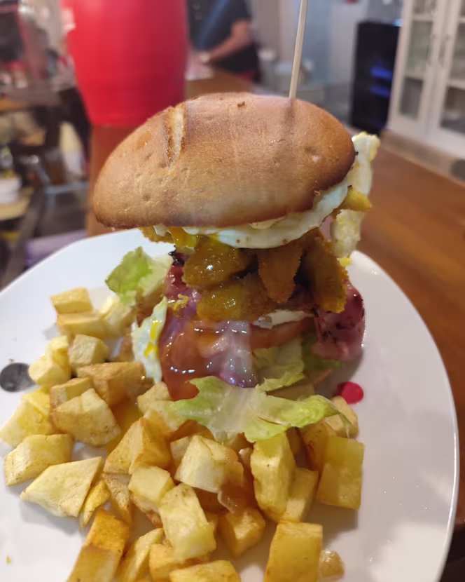 Vermuteria La Vinya - 8