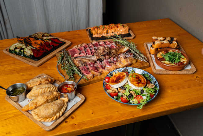 Angus Grill Steakhouse Brasserie - 9