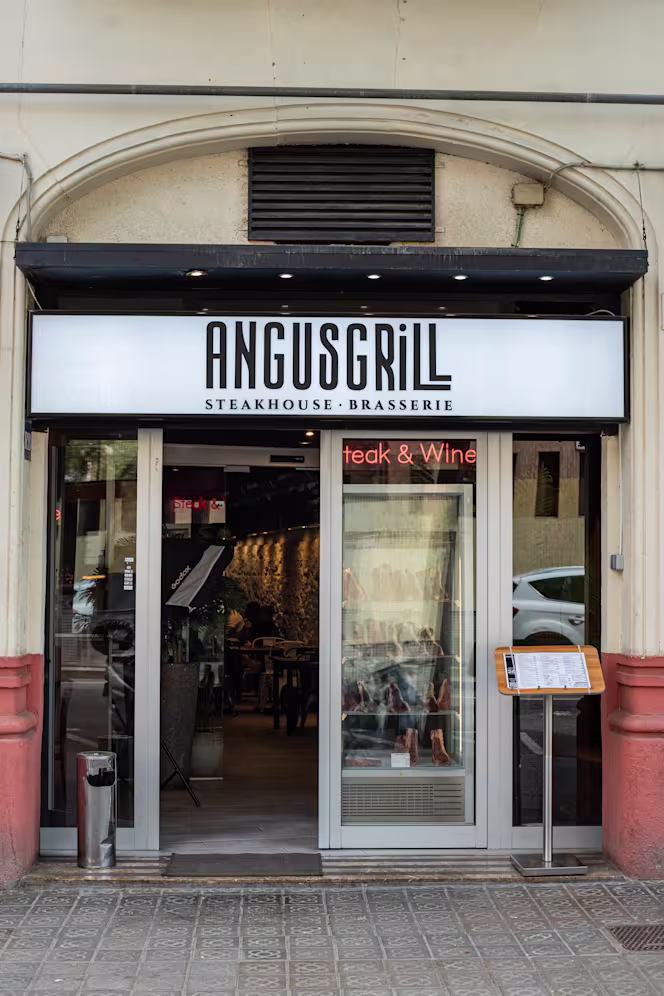 Angus Grill Steakhouse Brasserie - 1